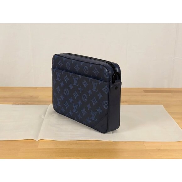 Louis Vuitton Duo Messenger Navy Shadow Calf Leather W/Strap & Removable PM Poch - Picture 4 of 16